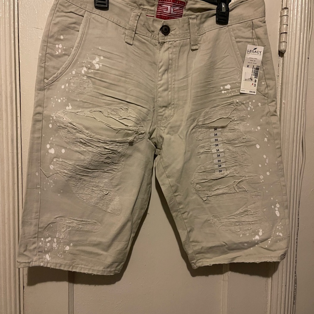 Jordan Craig  Men’s Distressed Paint-Splatter Flat Front Shorts - Light Khaki